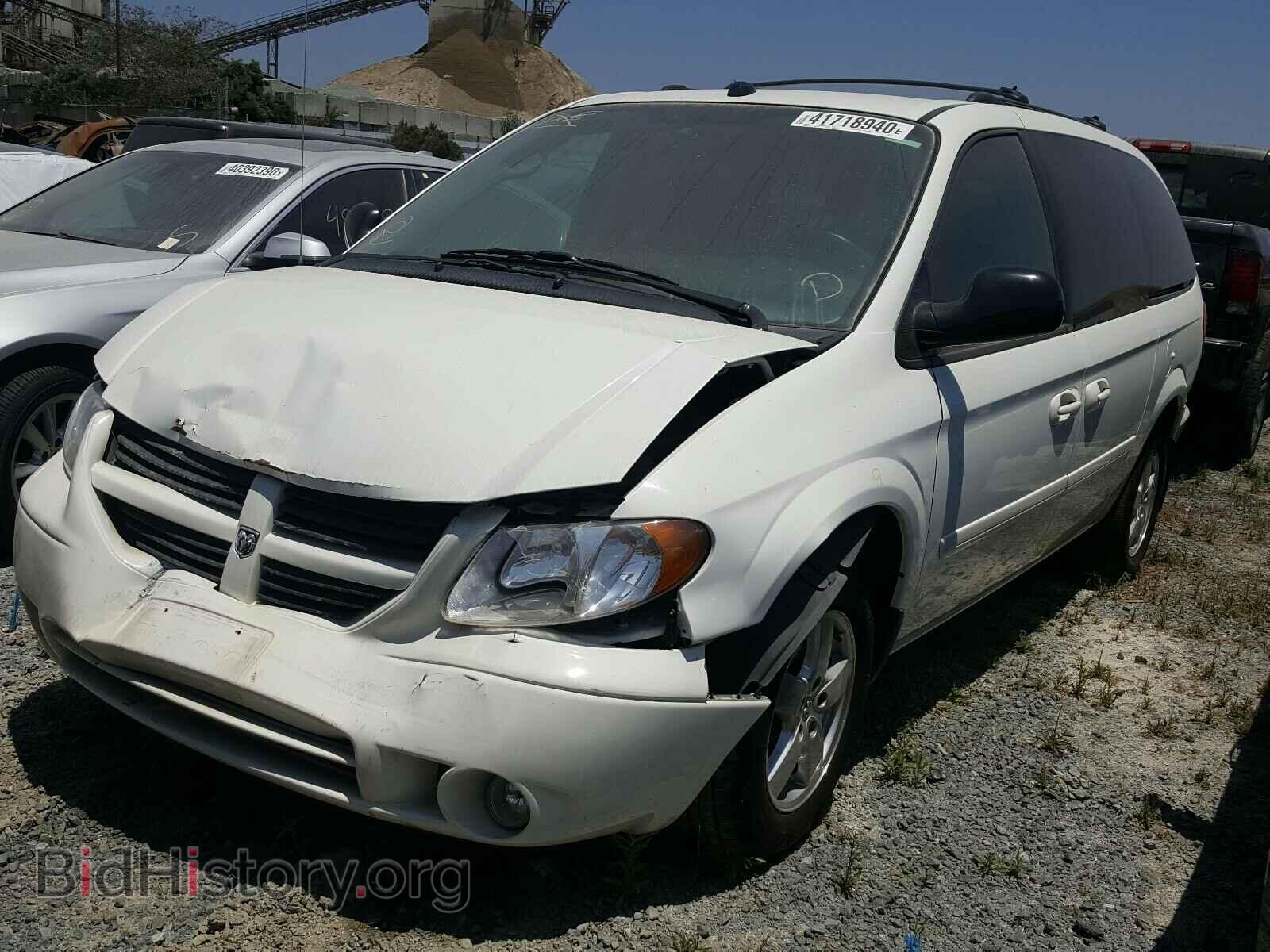 2005 DODGE CARAVAN - VIN: 2D4GP44L45R411102 - Фото 2