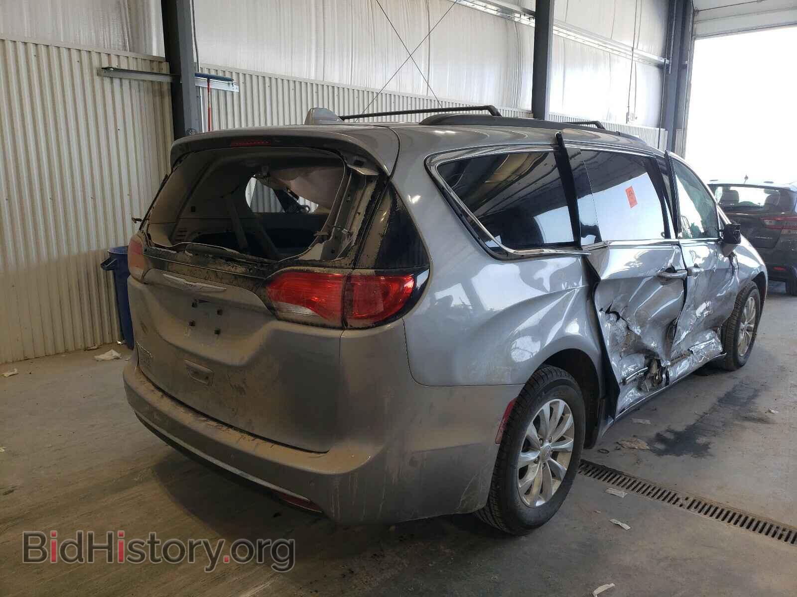 2017 CHRYSLER PACIFICA - VIN: 2C4RC1BG6HR543532 - Photo 4