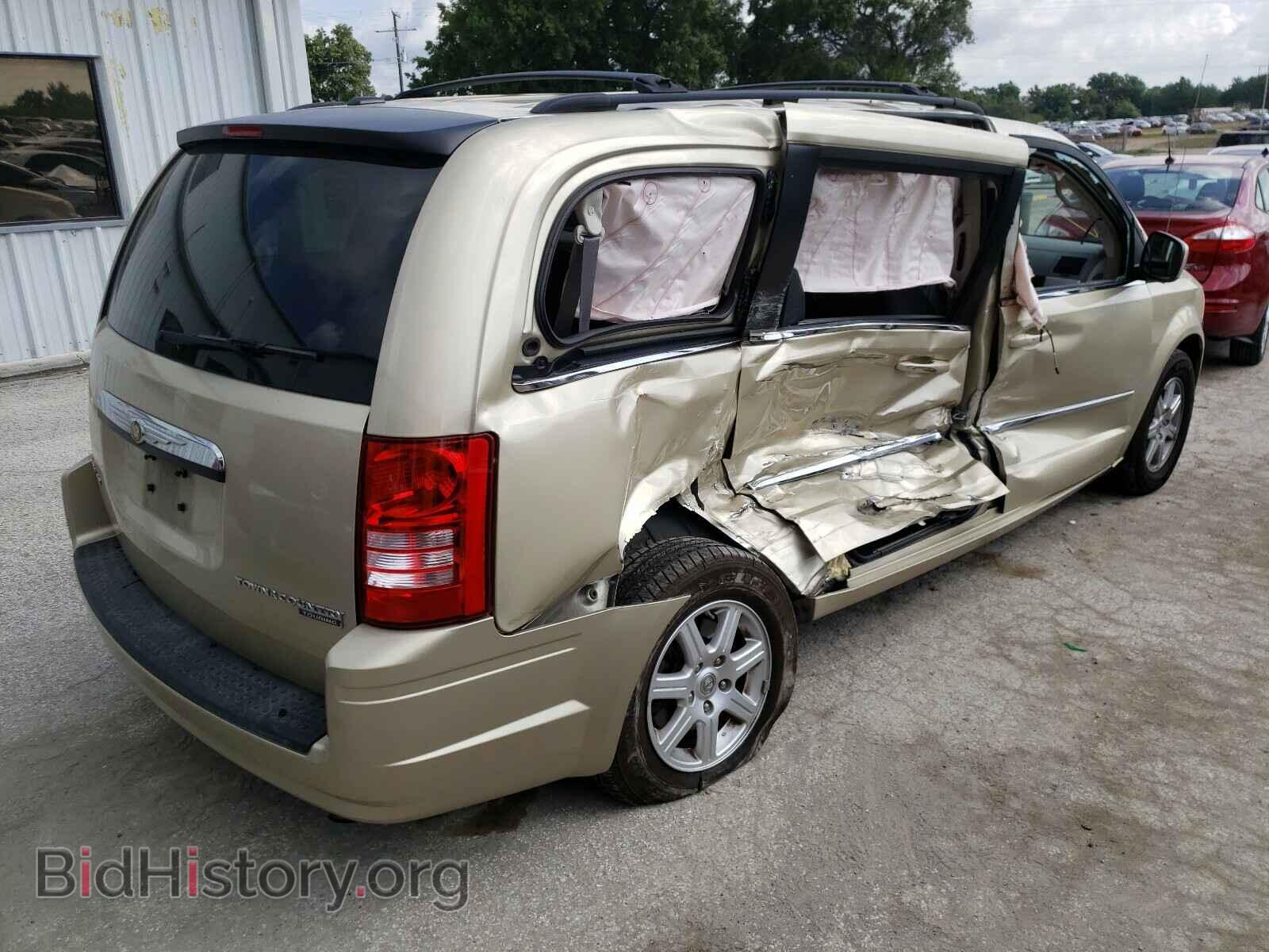 2010 CHRYSLER MINIVAN - VIN: 2A4RR5D1XAR415969 - Фото 4