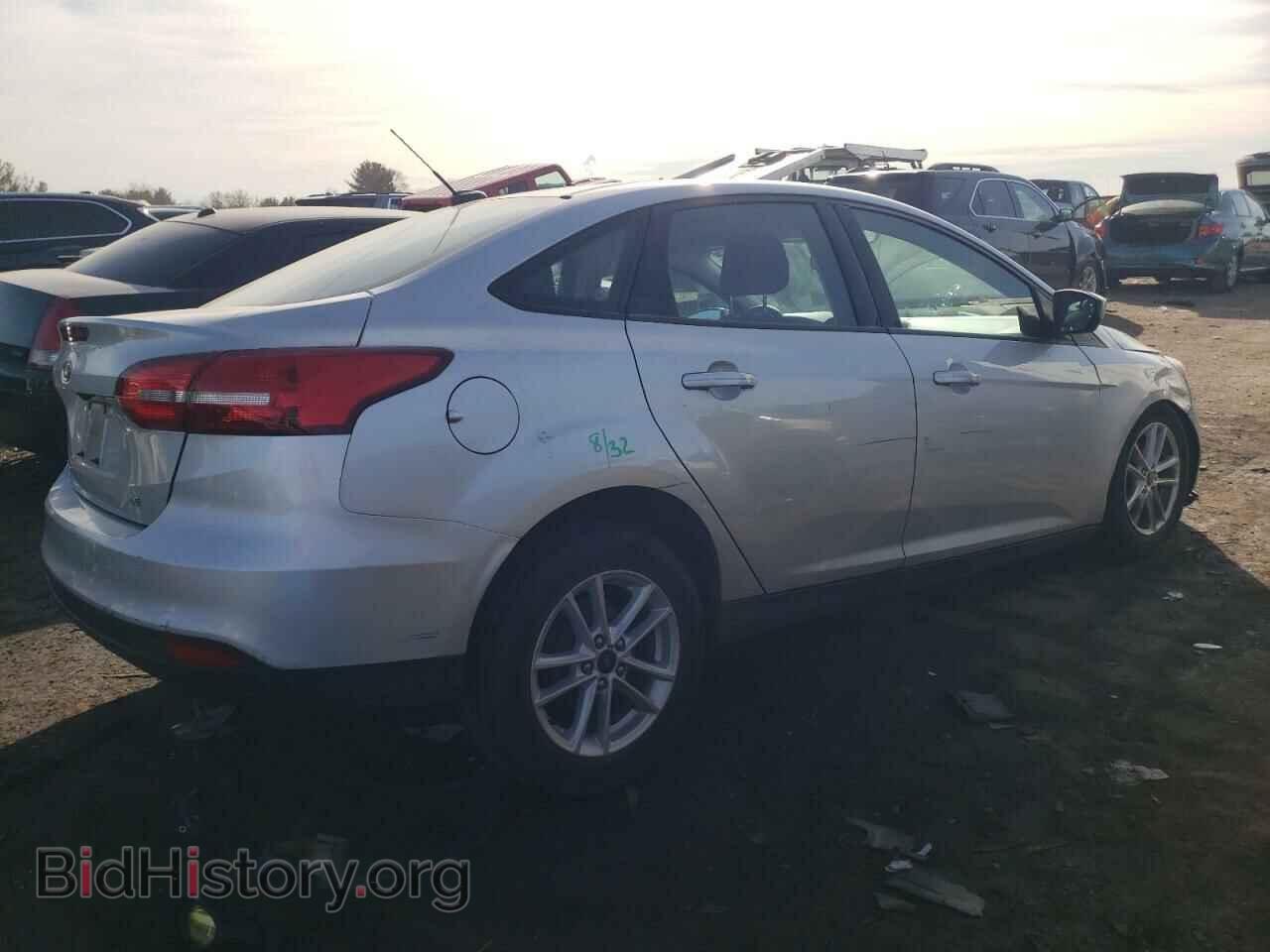 2018 FORD FOCUS - VIN: 1FADP3F29JL298450 - Фото 3