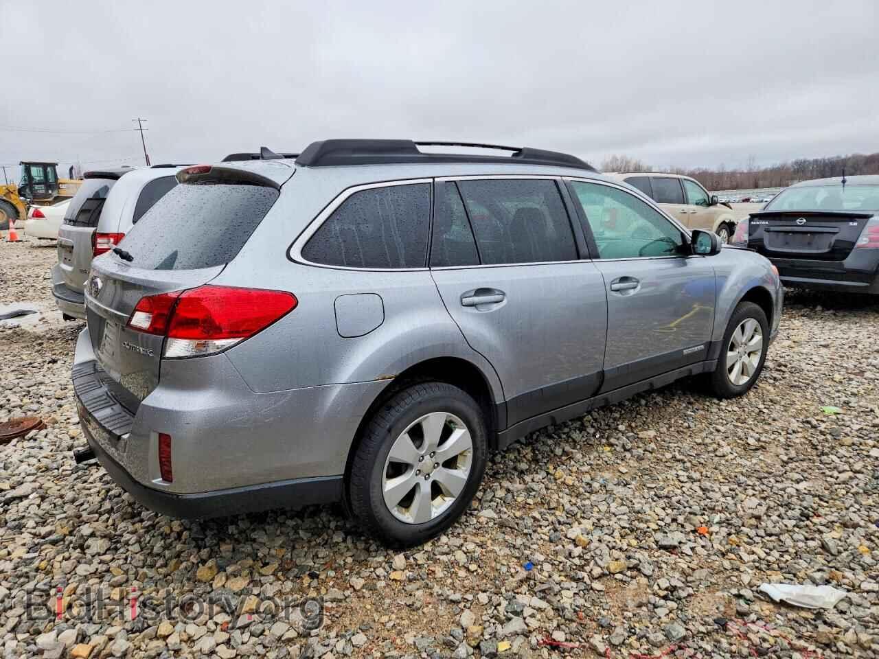 2011 SUBARU OUTBACK - VIN: 4S4BRCKC8B3356524 - Фото 3