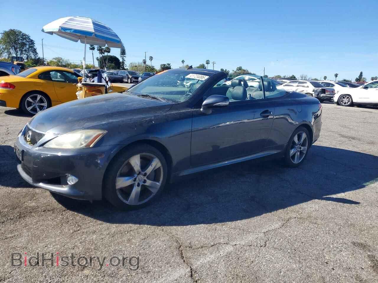 Photo JTHFE2C23A2503112 - LEXUS IS 2010