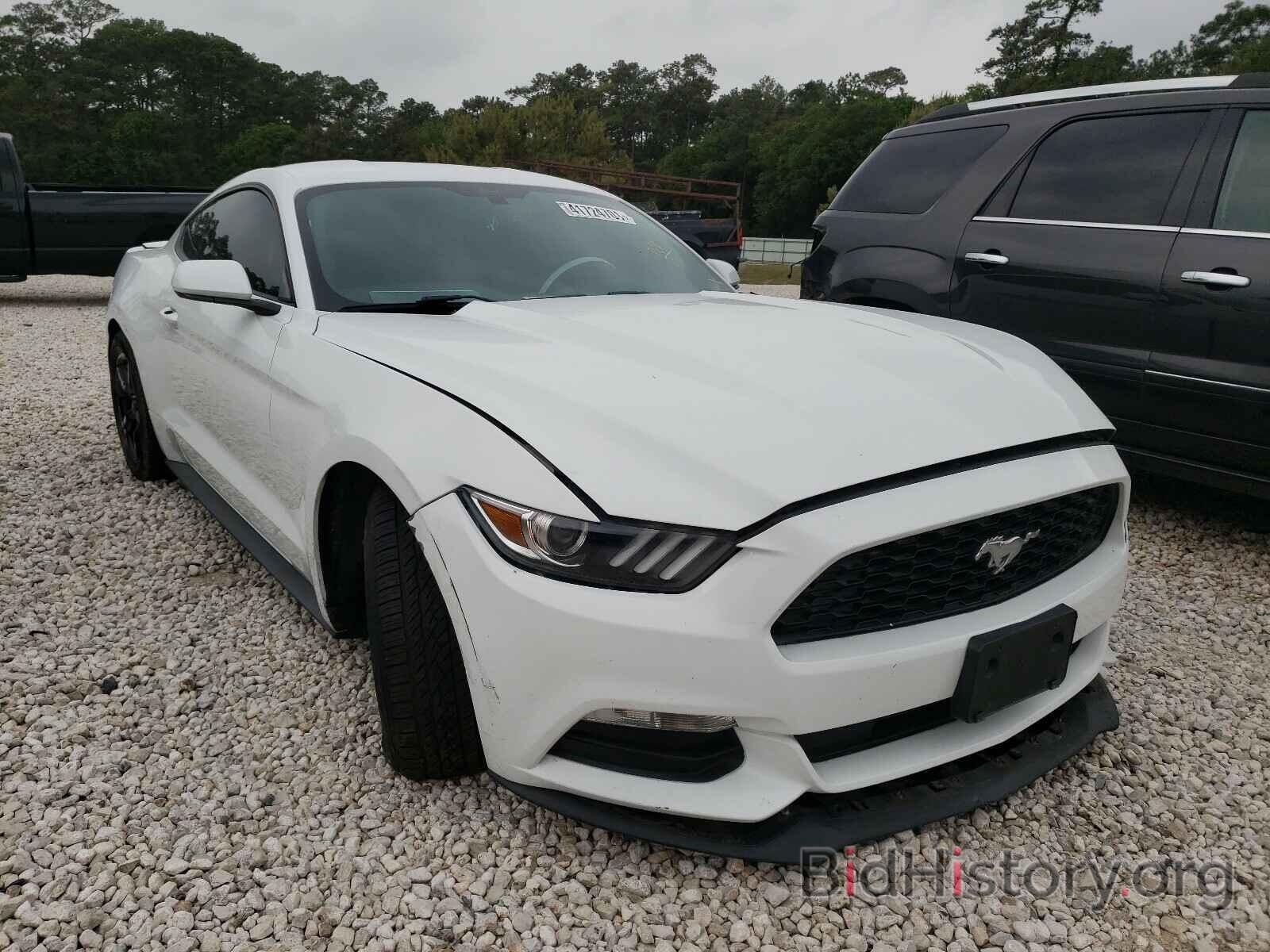 Photo 1FA6P8AM9F5408052 - FORD MUSTANG 2015
