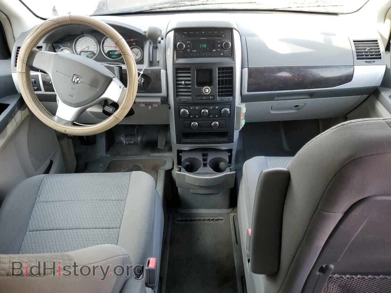 2010 DODGE CARAVAN - VIN: 2D4RN5D17AR100227 - Фото 8