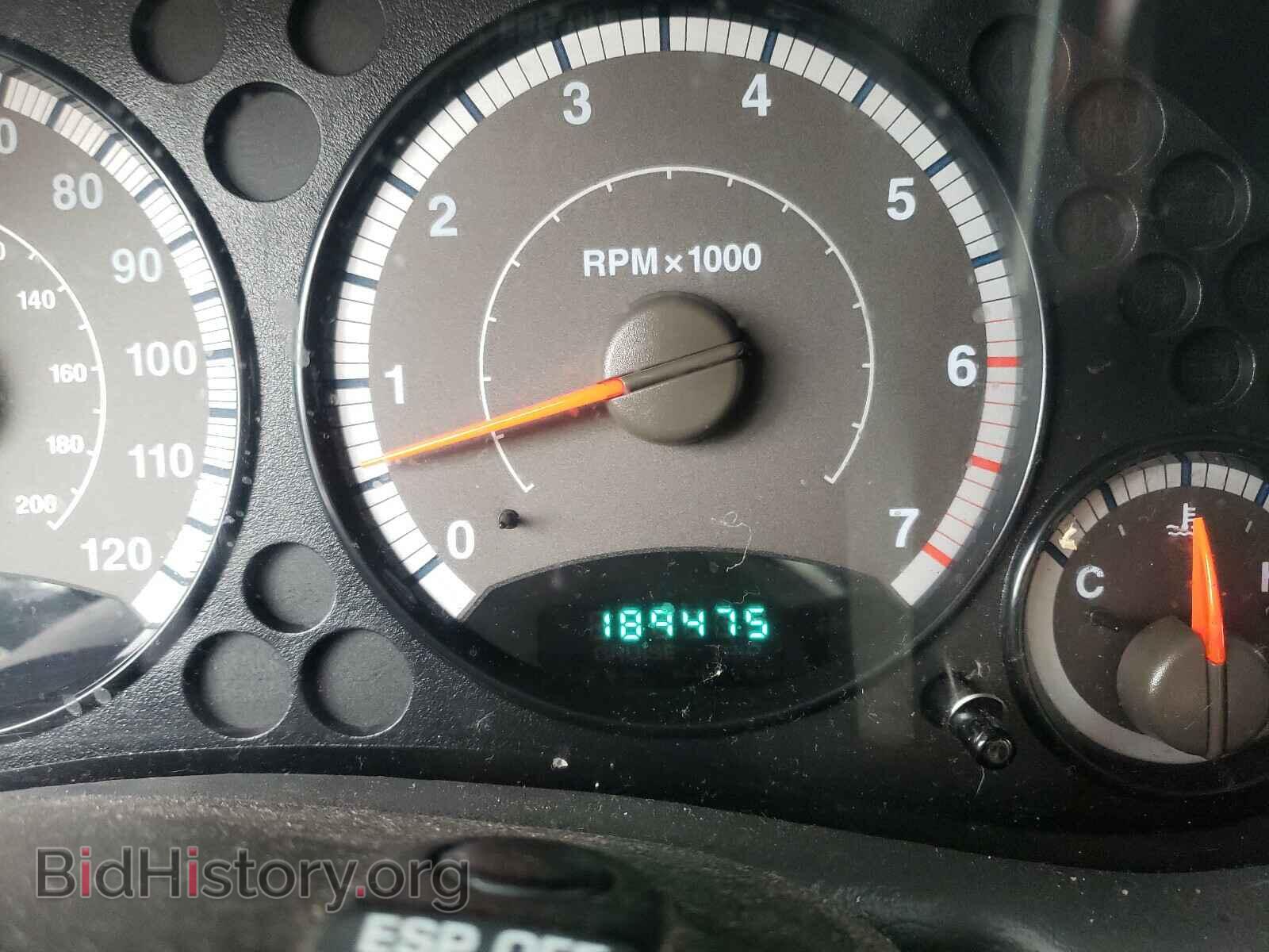 2007 JEEP LIBERTY - VIN: 1J4GL48K17W701067 - Фото 8