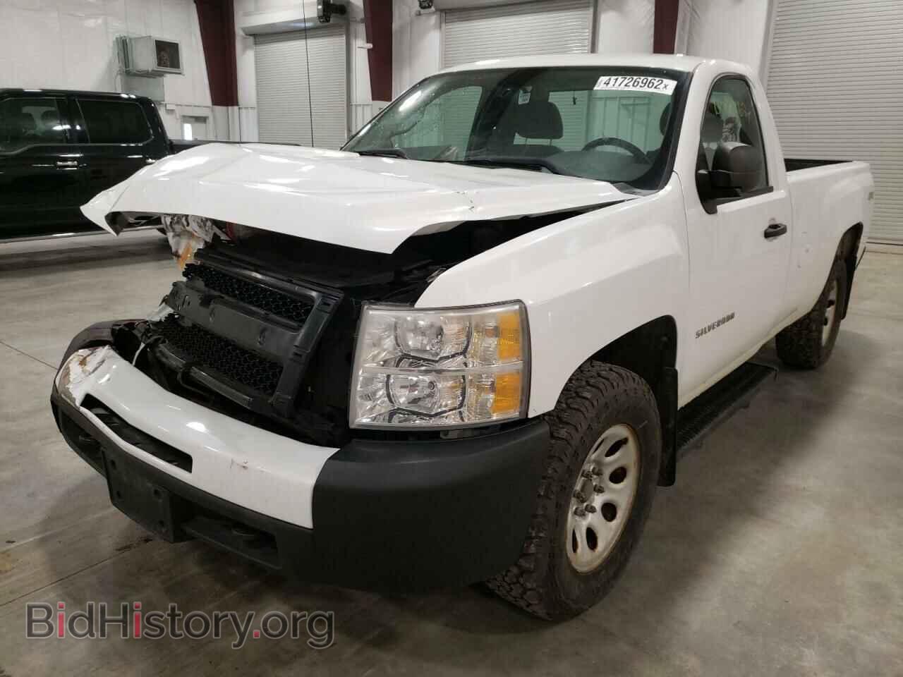 2011 CHEVROLET SILVERADO - VIN: 1GCNKPEA0BF132167 - Фото 2