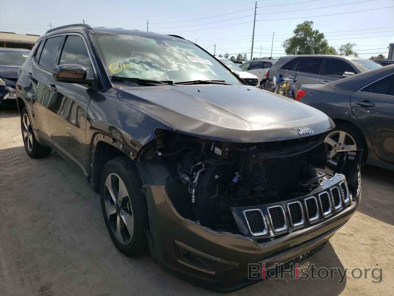 Photo 3C4NJCBB9JT134111 - JEEP COMPASS 2018