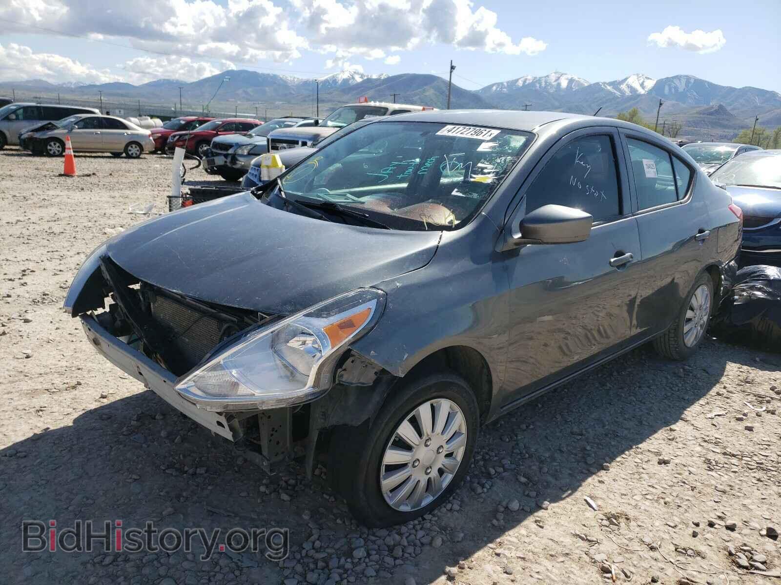 2019 NISSAN VERSA - VIN: 3N1CN7AP3KL834405 - Photo 2