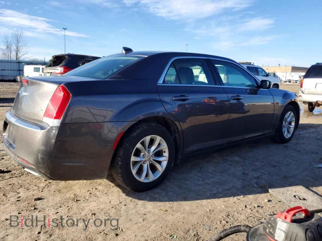 2015 CHRYSLER 300 - VIN: 2C3CCAAG4FH930305 - Фото 3
