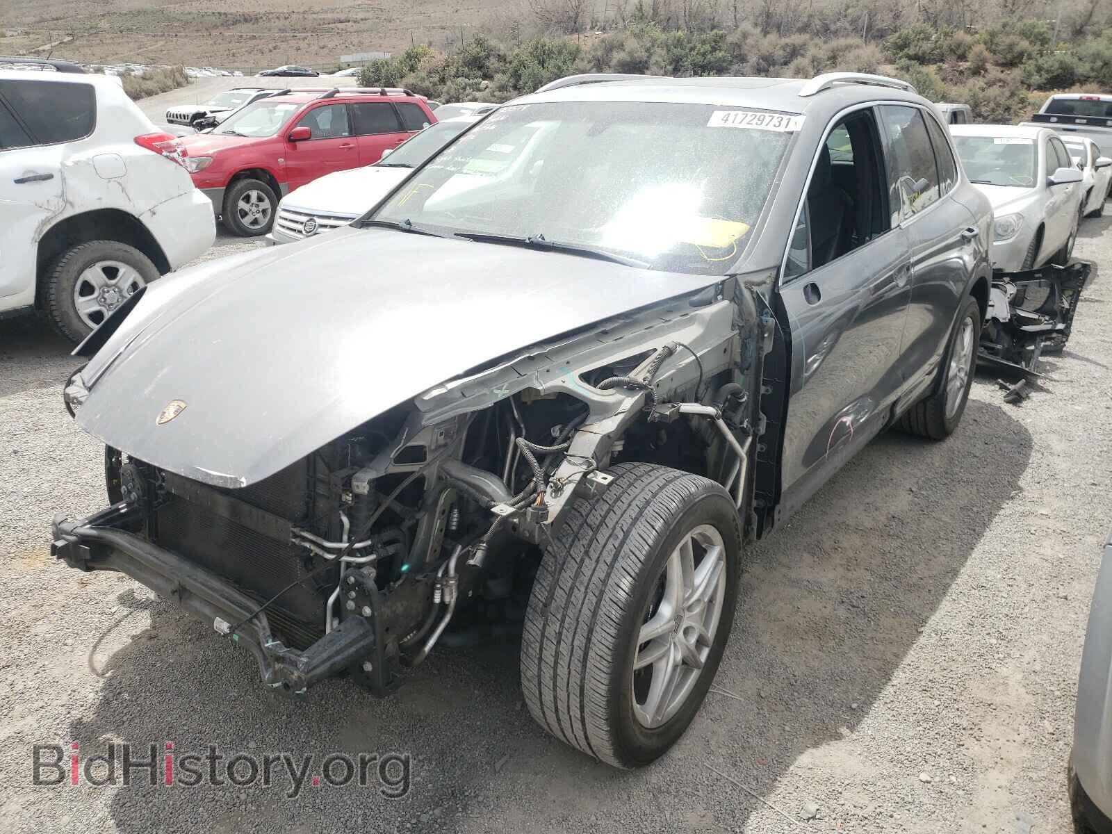 2011 PORSCHE CAYENNE - VIN: WP1AA2A29BLA04772 - Photo 2