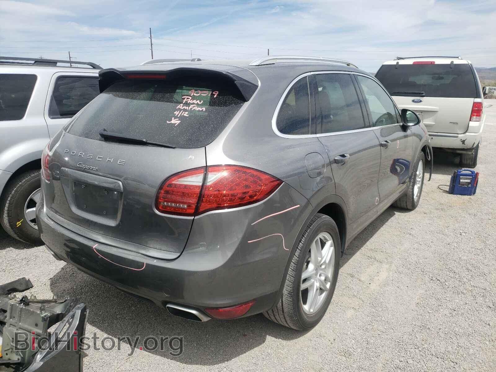 2011 PORSCHE CAYENNE - VIN: WP1AA2A29BLA04772 - Photo 4