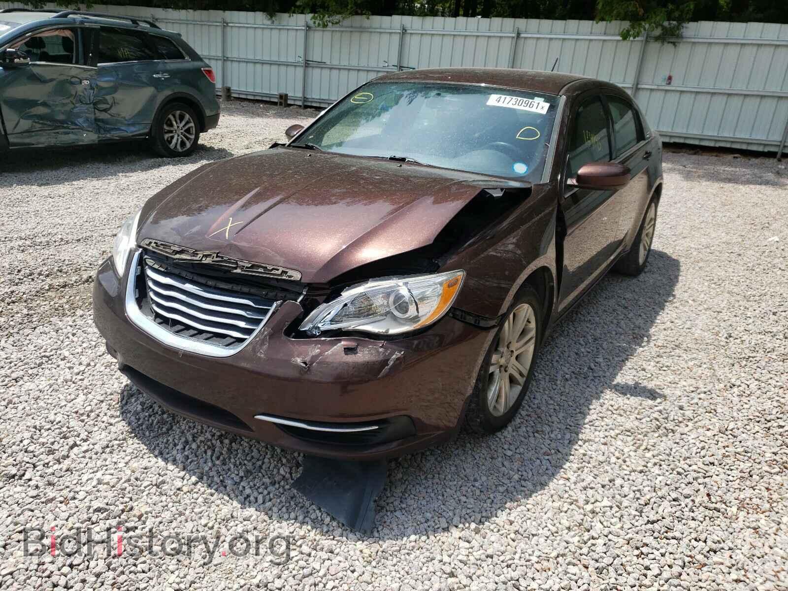 2013 CHRYSLER 200 - VIN: 1C3CCBBB9DN584829 - Фото 2
