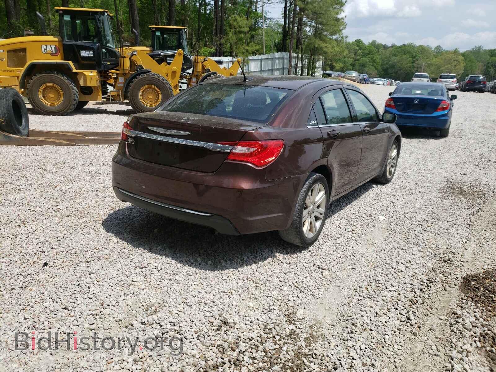 2013 CHRYSLER 200 - VIN: 1C3CCBBB9DN584829 - Фото 4