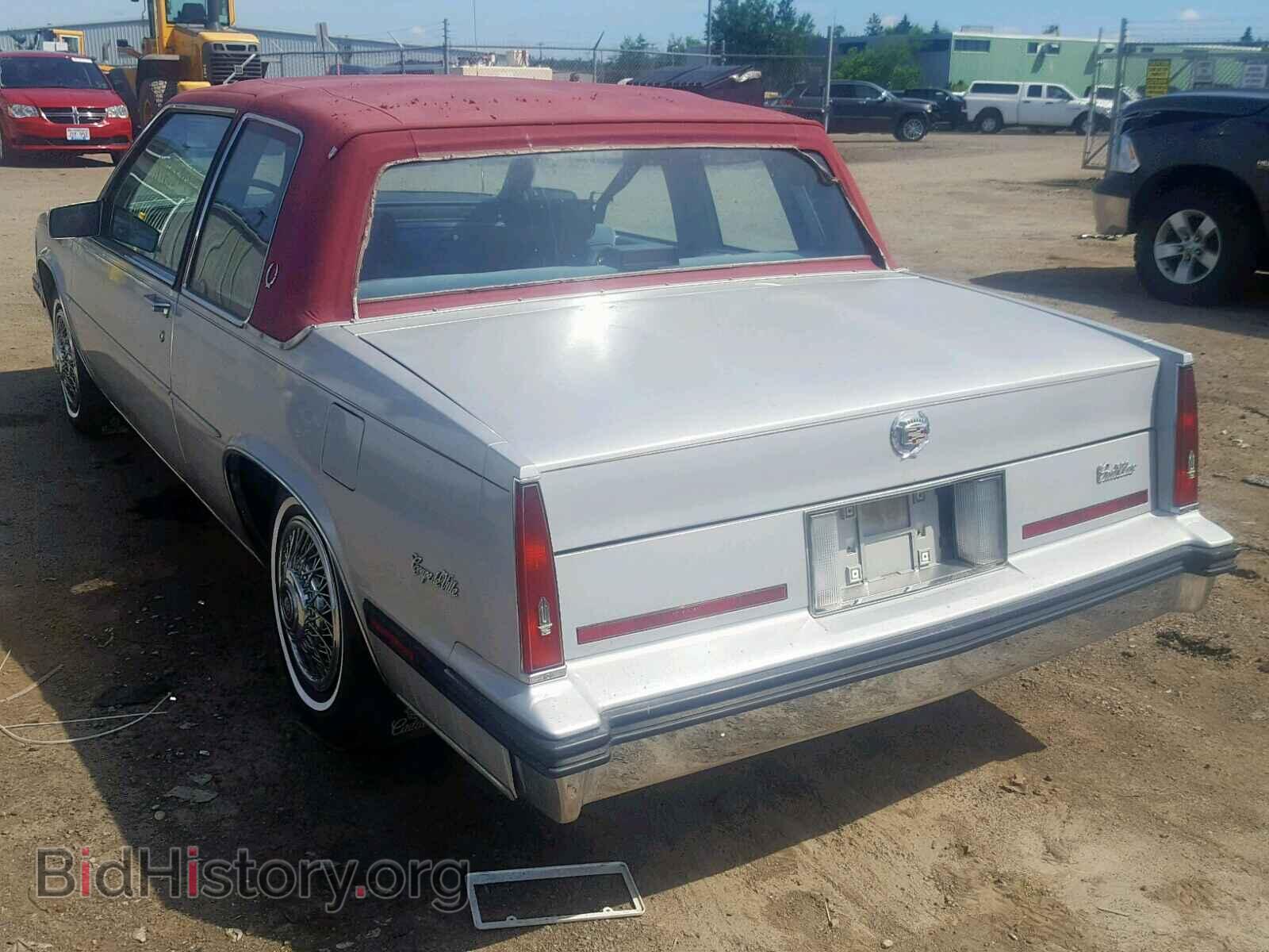 1985 CADILLAC DEVILLE - VIN: 1G6CD4780F4327216 - Фото 3