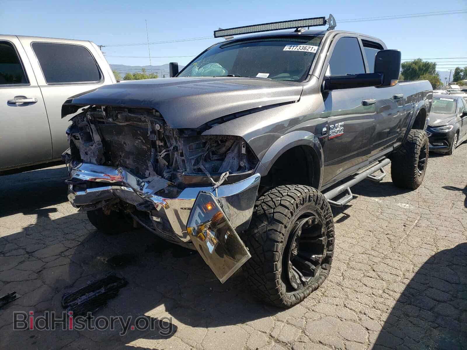 2016 RAM 2500 - VIN: 3C6UR5DL9GG268552 - Фото 2