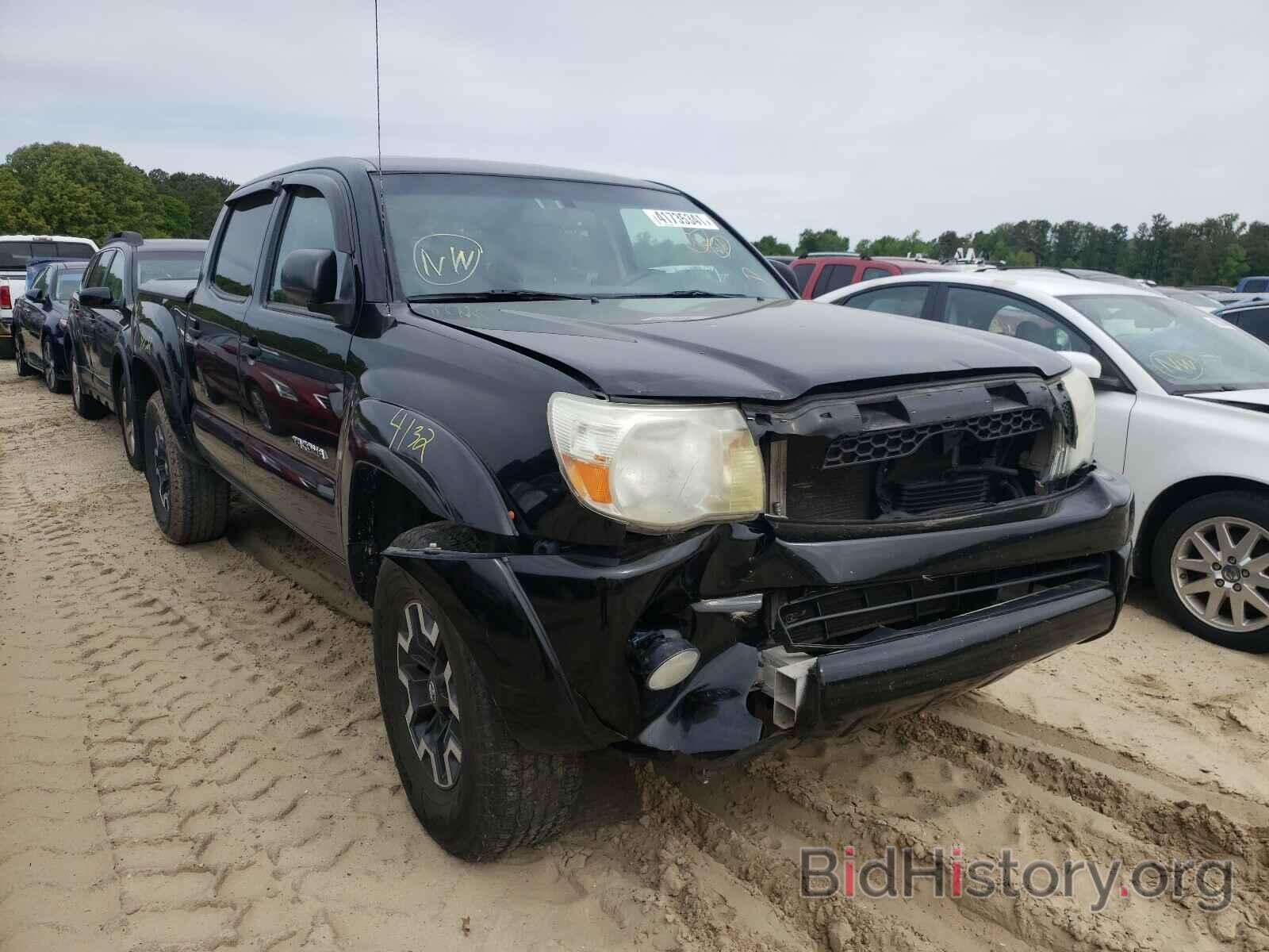 Photo 3TMLU4EN3BM075143 - TOYOTA TACOMA 2011