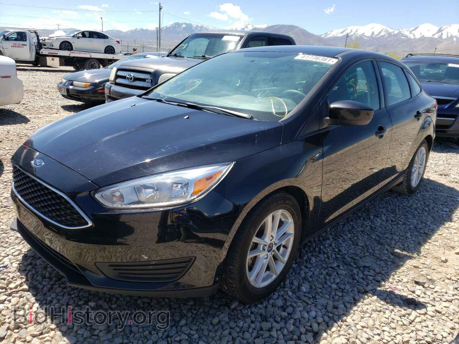 2018 FORD FOCUS - VIN: 1FADP3FE5JL223206 - Фото 2