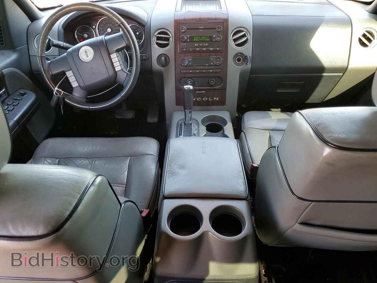 2006 LINCOLN MARK LT - VIN: 5LTPW18516FJ12991 - Фото 8