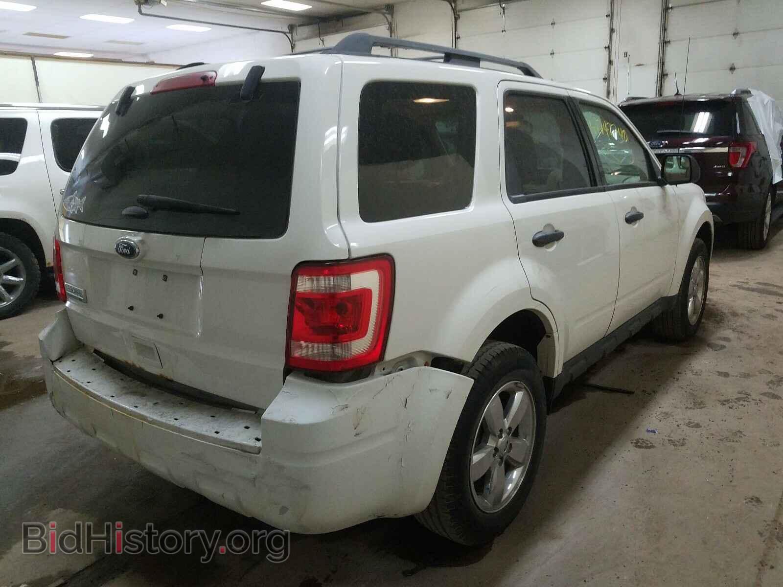 2011 FORD ESCAPE - VIN: 1FMCU0D75BKC37191 - Фото 4