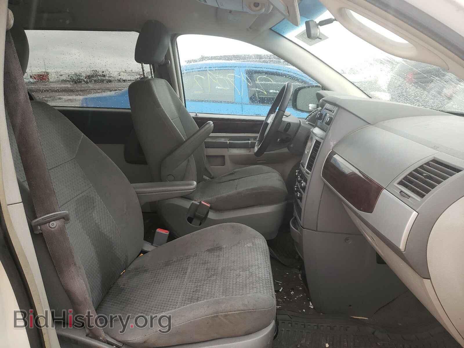 2010 CHRYSLER MINIVAN - VIN: 2A4RR5D19AR249055 - Фото 5