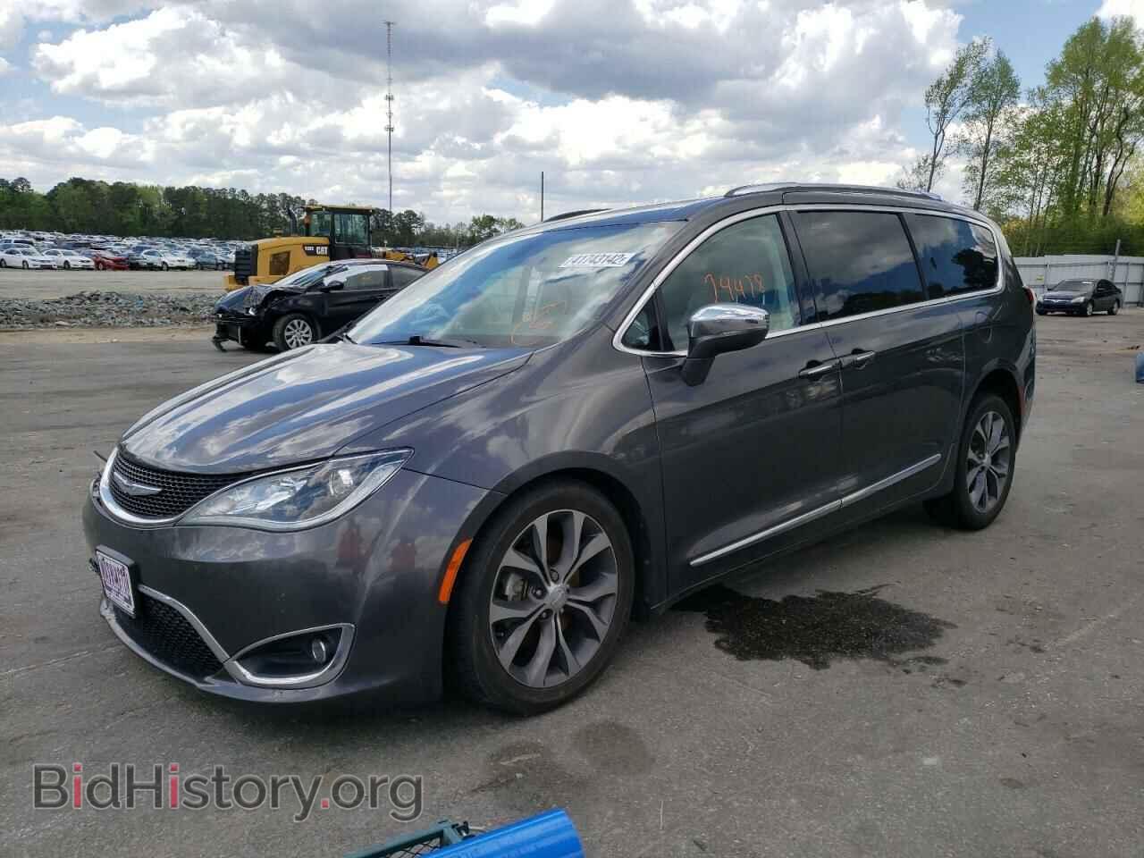 2017 CHRYSLER PACIFICA - VIN: 2C4RC1GG7HR822092 - Photo 2