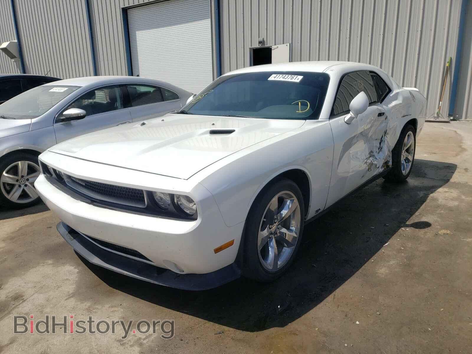 2014 DODGE CHALLENGER - VIN: 2C3CDYAG4EH181977 - Фото 2