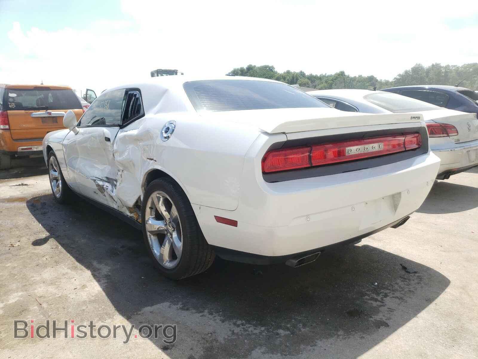 2014 DODGE CHALLENGER - VIN: 2C3CDYAG4EH181977 - Фото 3