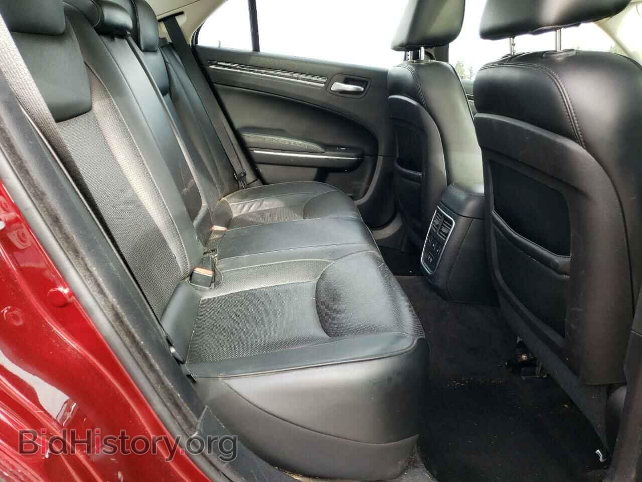 2016 CHRYSLER 300 - VIN: 2C3CCAEG6GH230037 - Фото 10