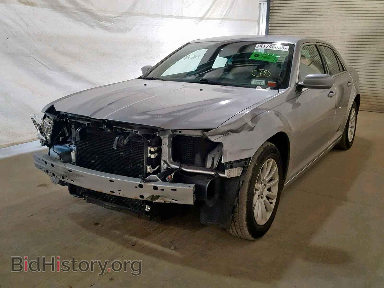 2013 CHRYSLER 300 - VIN: 2C3CCAAG6DH561184 - Фото 2