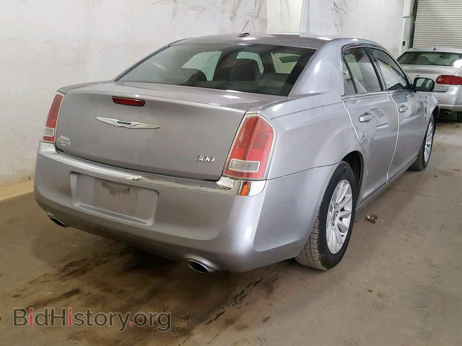 2013 CHRYSLER 300 - VIN: 2C3CCAAG6DH561184 - Фото 4
