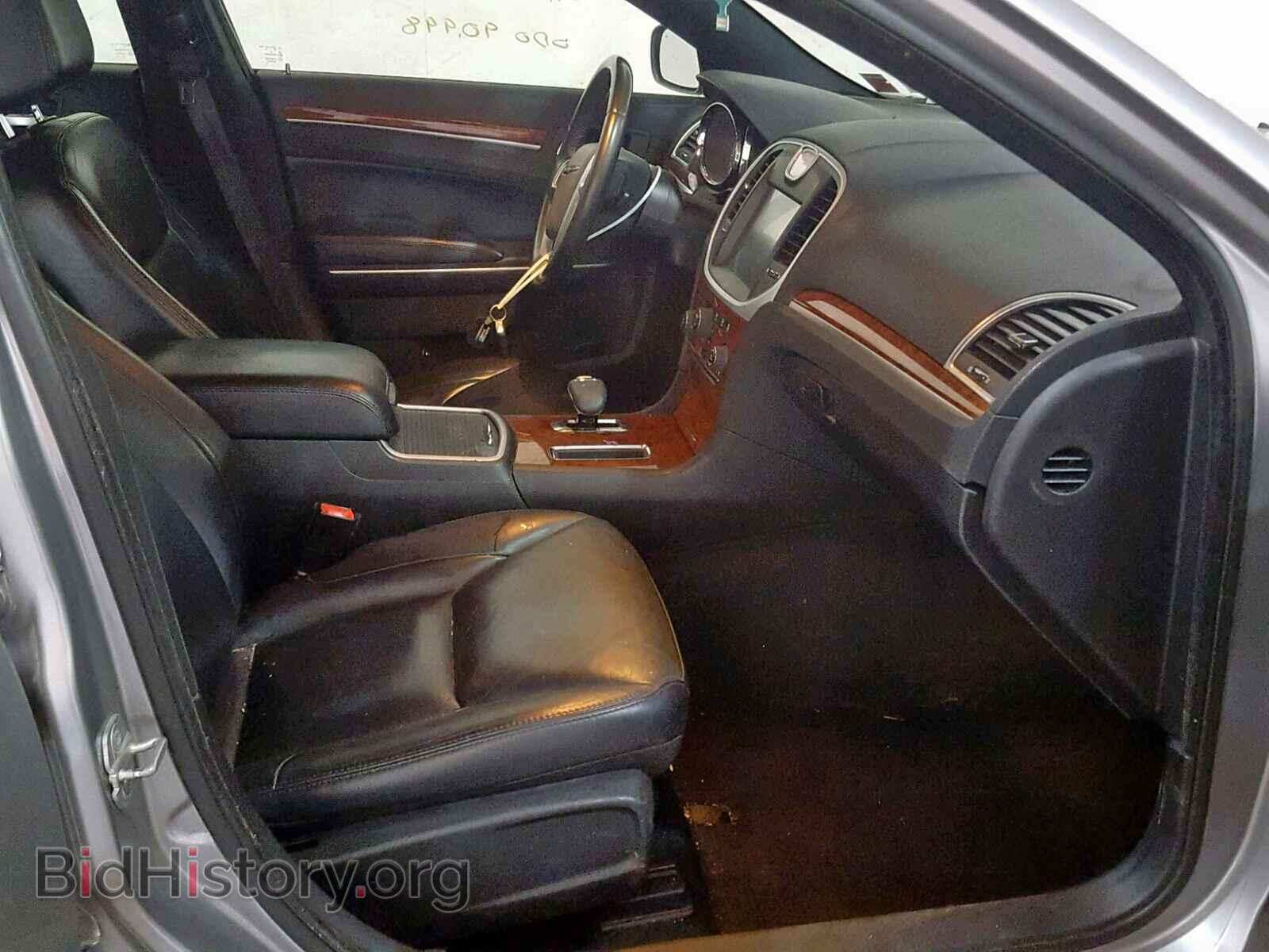 2013 CHRYSLER 300 - VIN: 2C3CCAAG6DH561184 - Фото 5