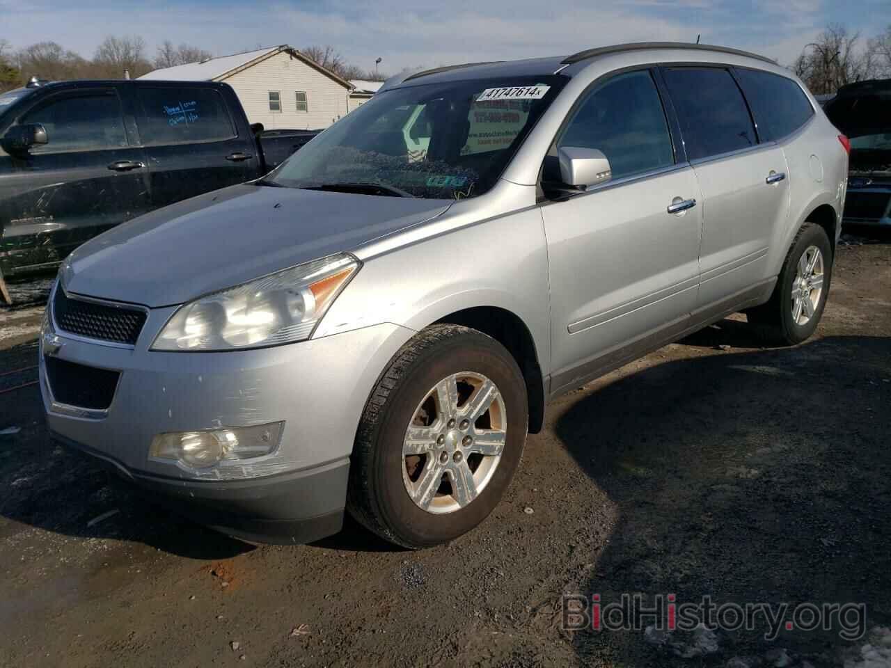 Photo 1GNKVGED2BJ308337 - CHEVROLET TRAVERSE 2011