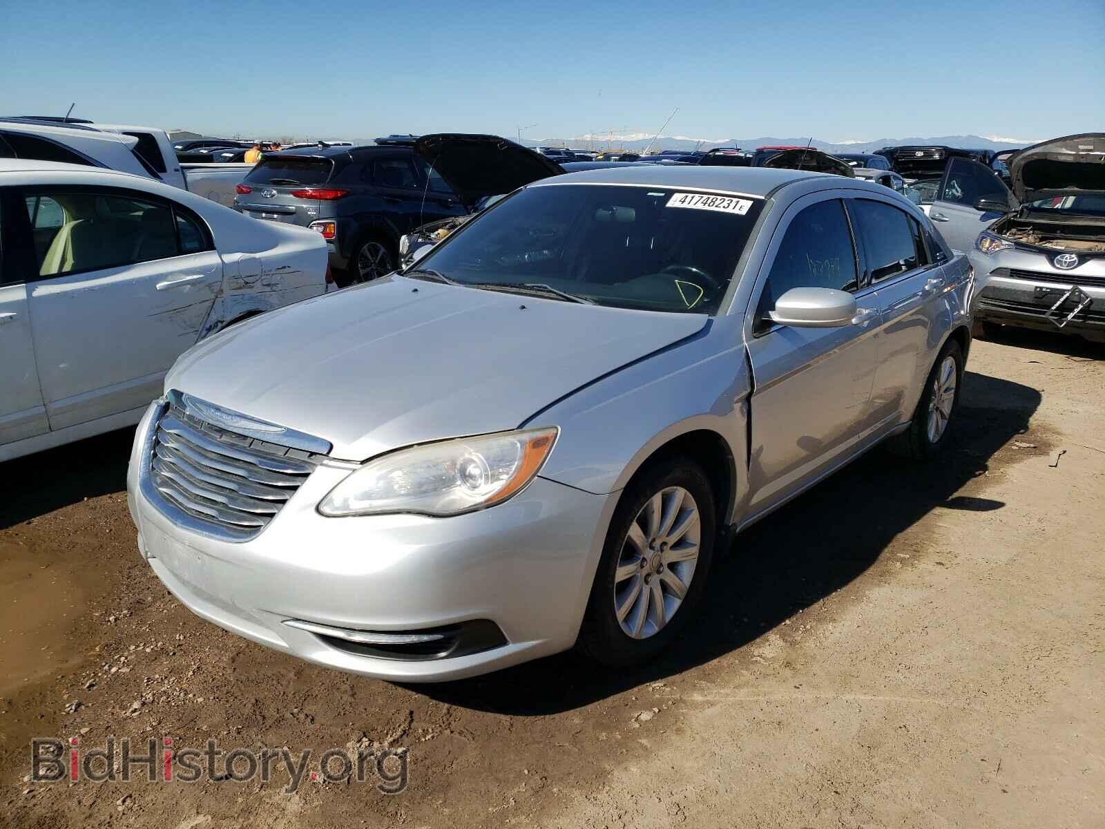 2011 CHRYSLER 200 - VIN: 1C3BC1FB4BN539620 - Фото 2