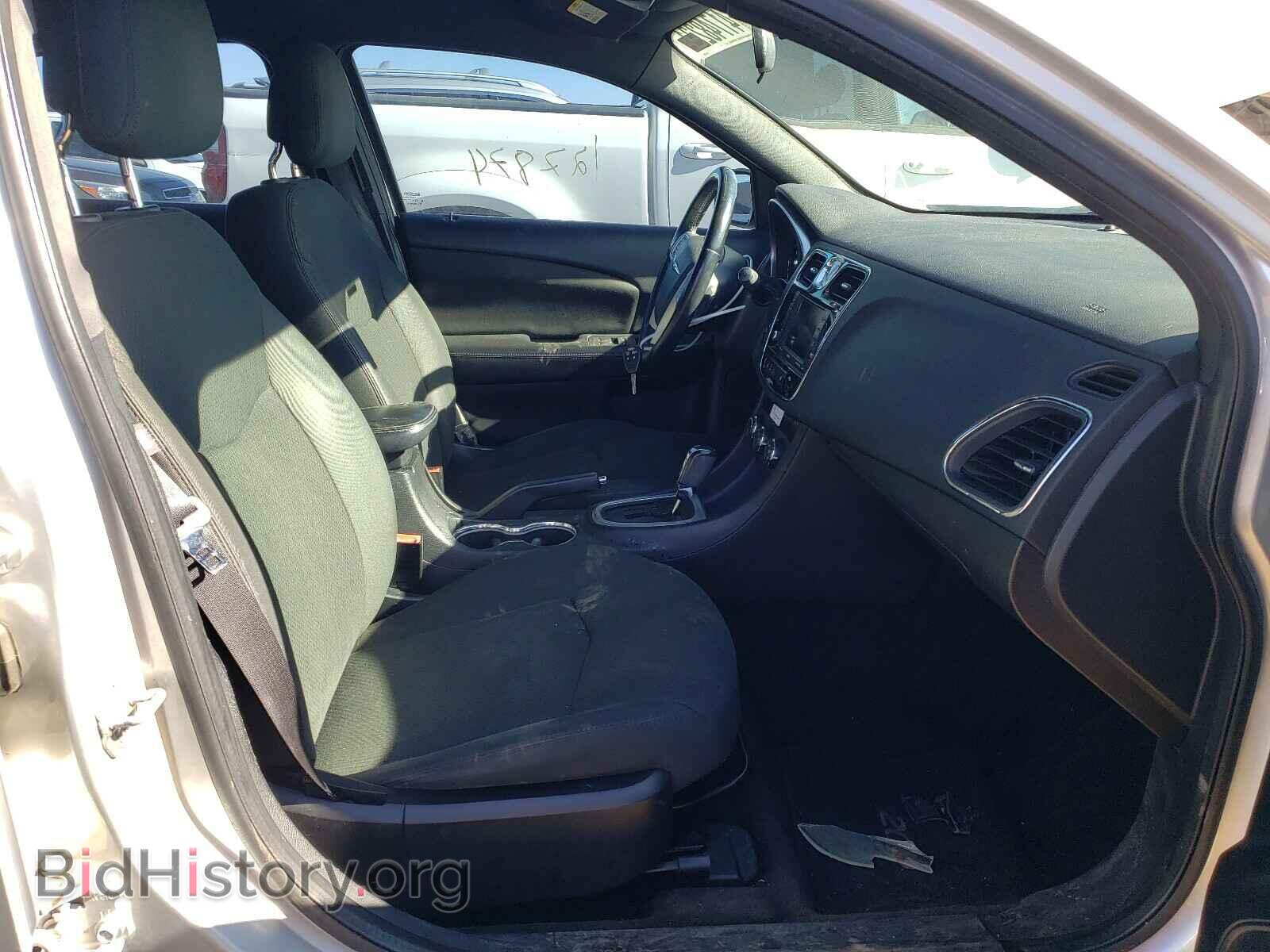 2011 CHRYSLER 200 - VIN: 1C3BC1FB4BN539620 - Фото 5