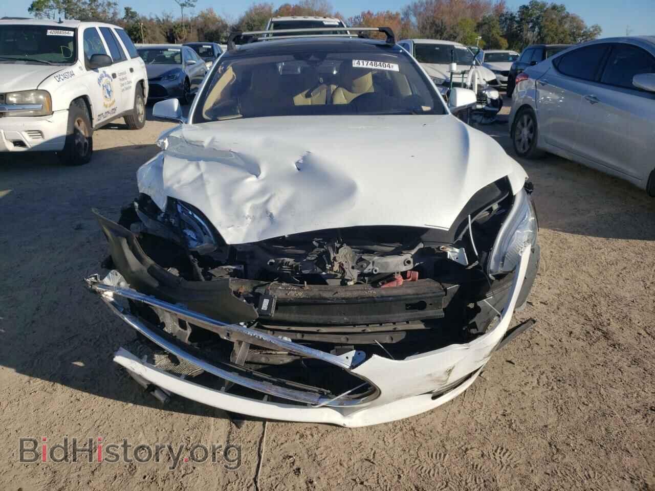 2014 TESLA MODEL S - VIN: 5YJSA1H12EFP61131 - Фото 5