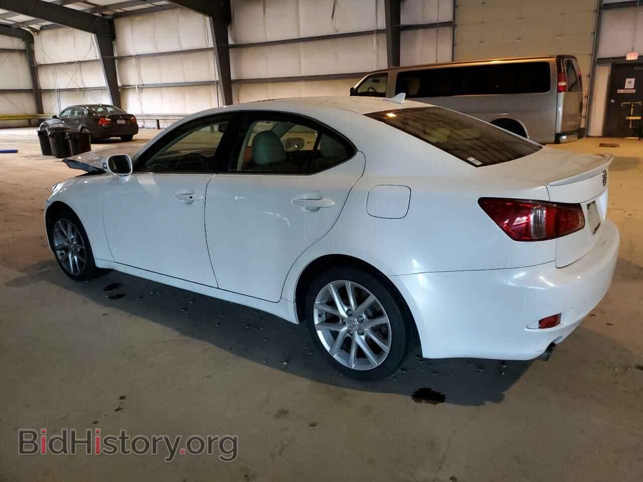 2011 LEXUS IS - VIN: JTHCF5C21B5046219 - Фото 2