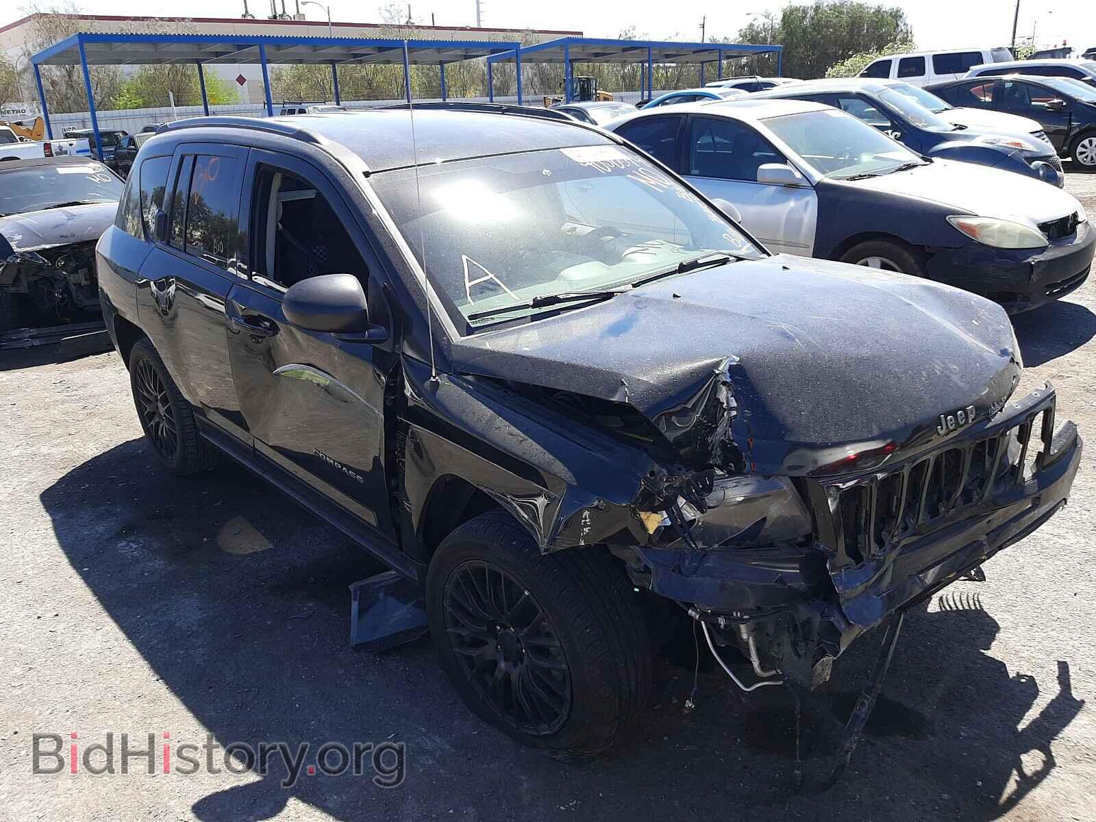 Фотография 1C4NJCBA6HD102823 - JEEP COMPASS 2017