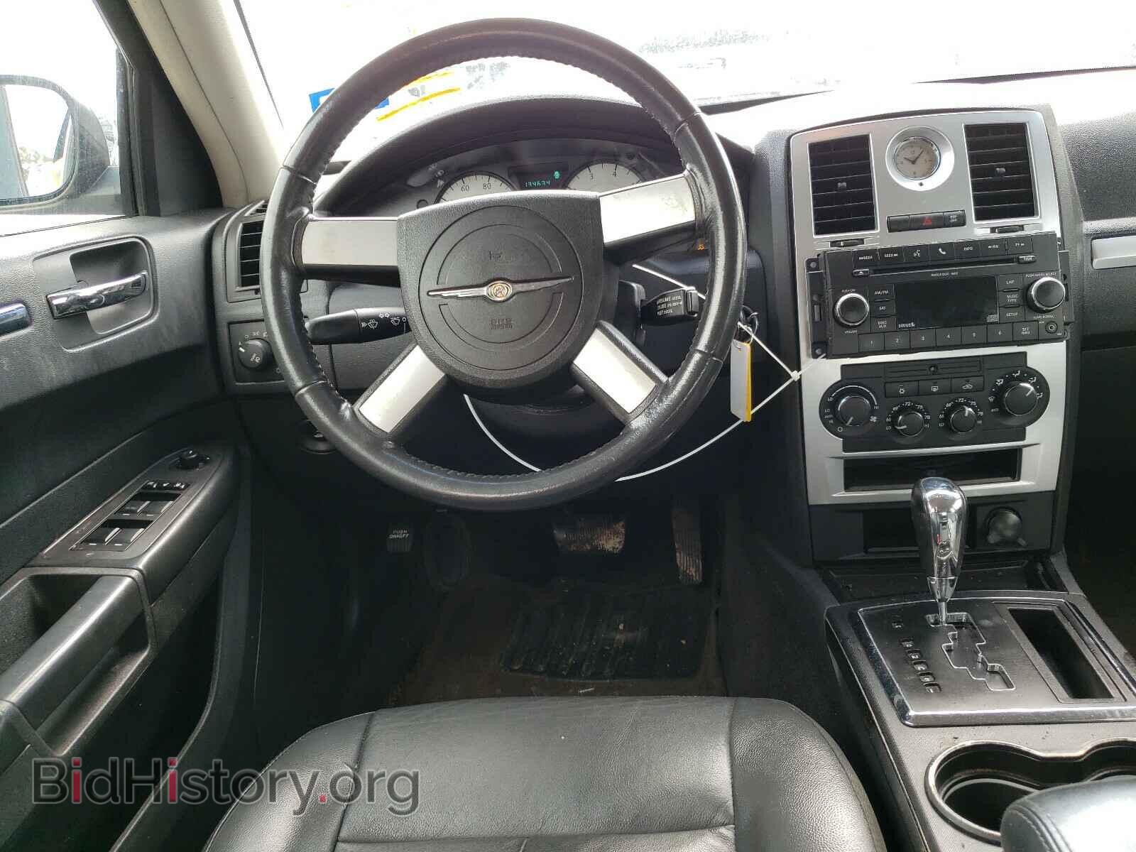 2010 CHRYSLER 300 - VIN: 2C3CA5CV4AH265956 - Фото 9