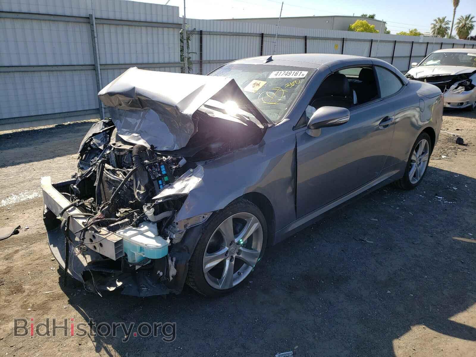2013 LEXUS IS - VIN: JTHFF2C23D2528383 - Photo 2