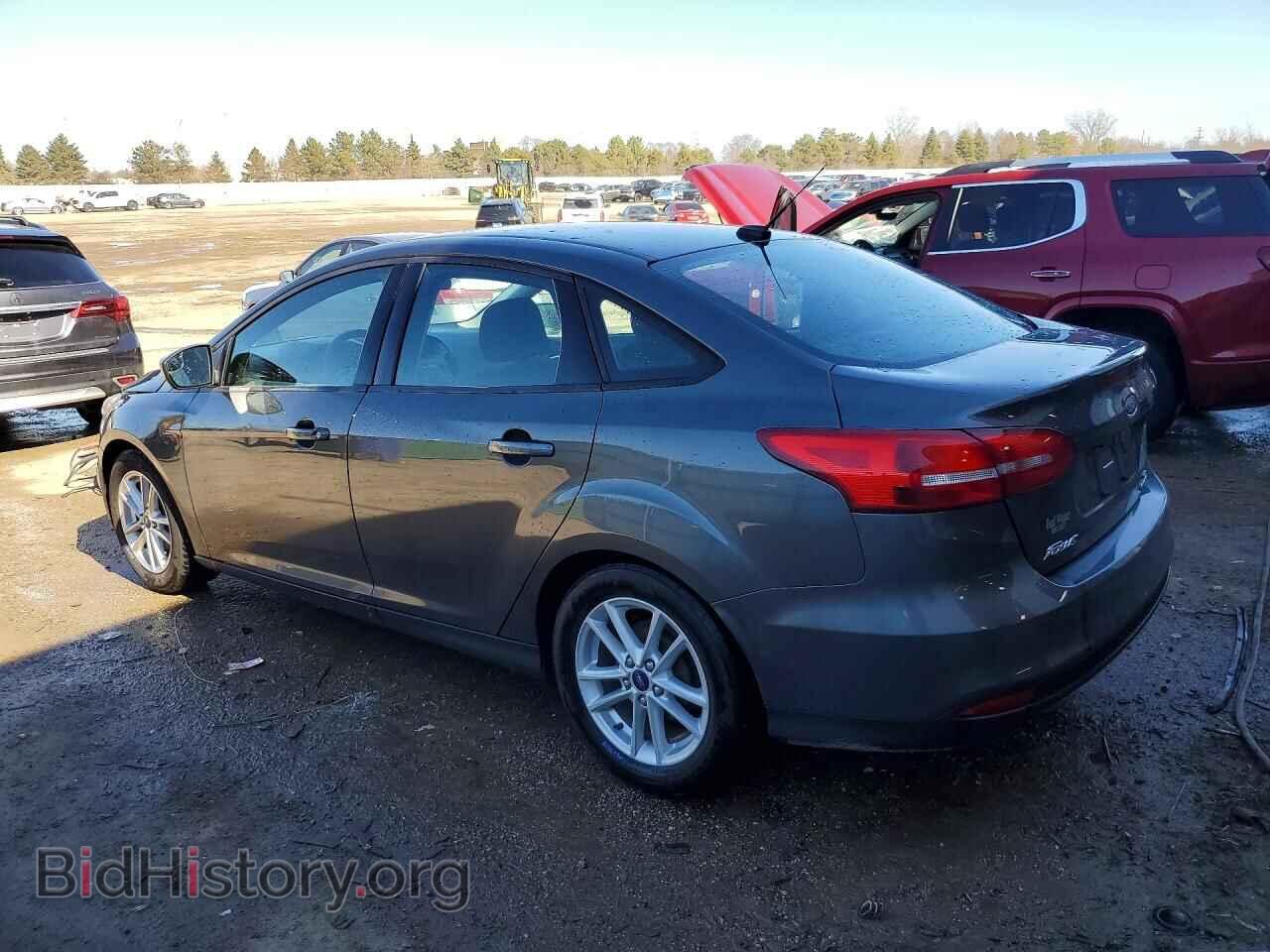2016 FORD FOCUS - VIN: 1FADP3F2XGL358132 - Фото 2