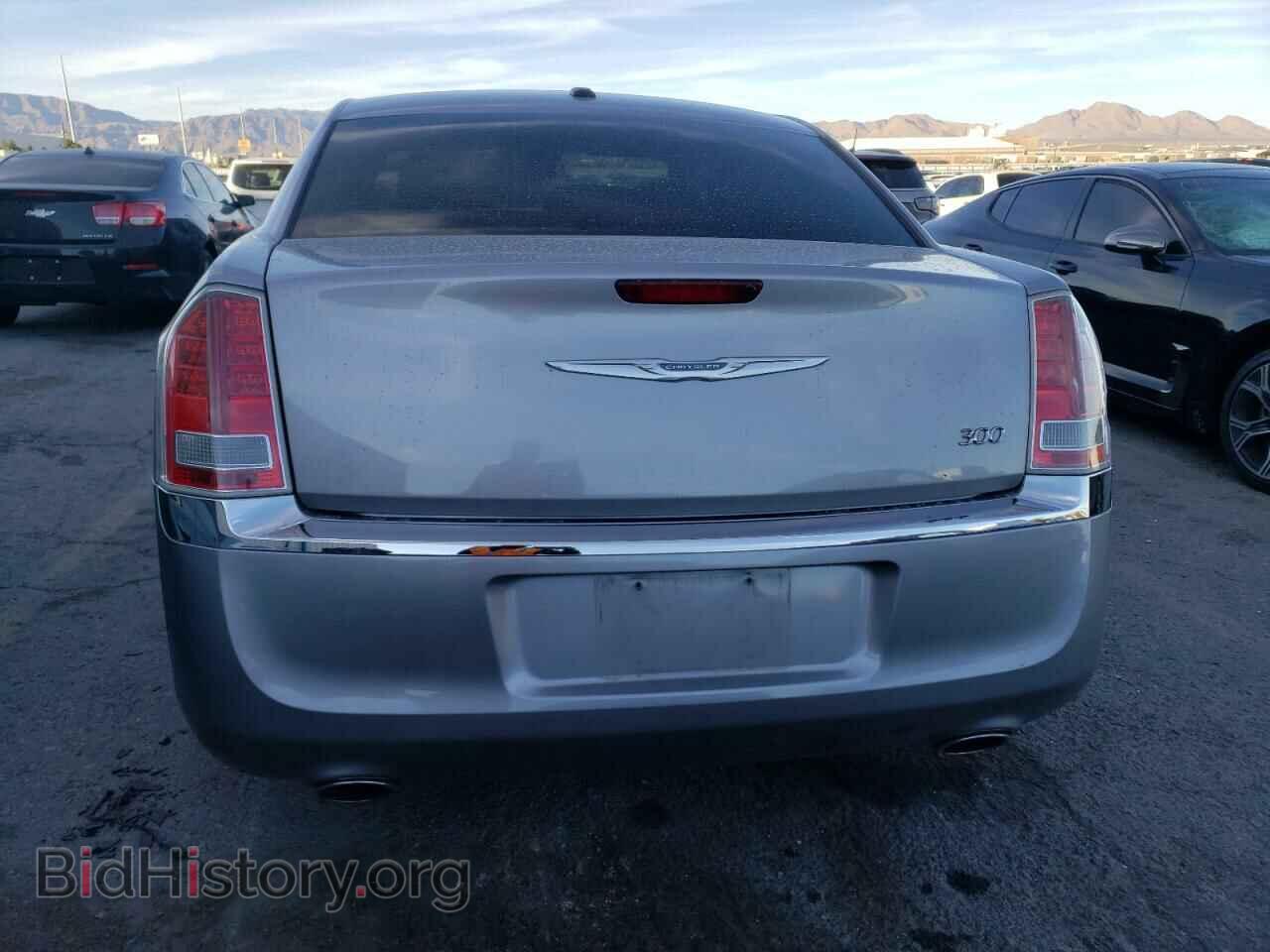 2013 CHRYSLER 300 - VIN: 2C3CCAAG3DH658875 - Фото 6