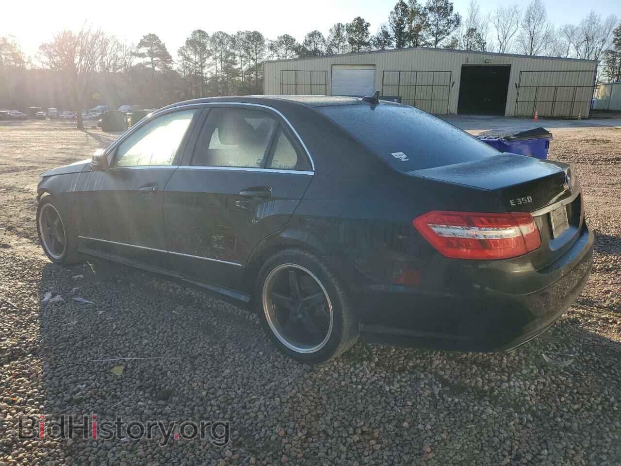 2011 MERCEDES-BENZ E-CLASS - VIN: WDDHF8HB5BA385208 - Фото 2