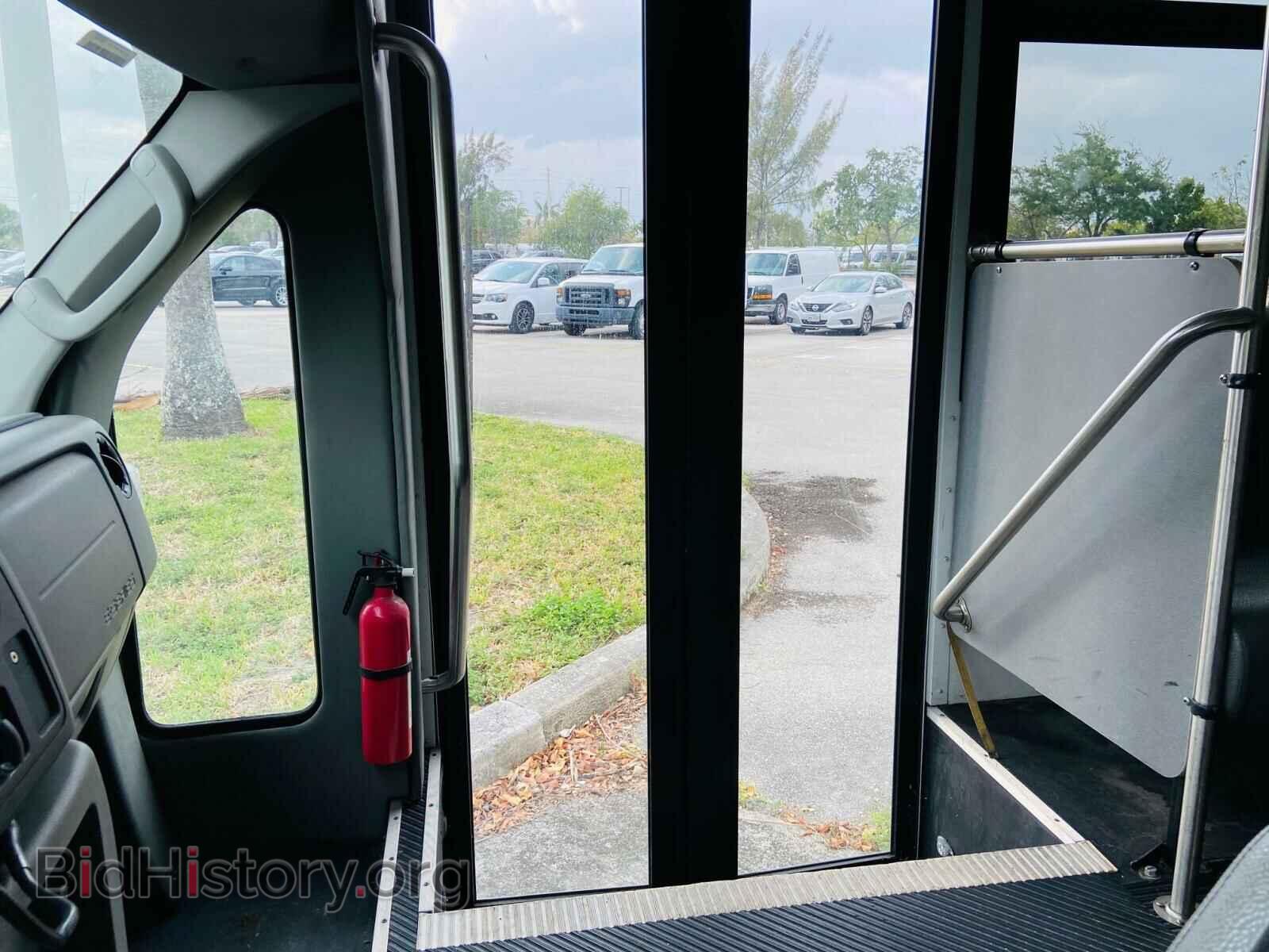 2014 FORD ECONOLINE - VIN: 1FDFE4FS8EDA04529 - Фото 6