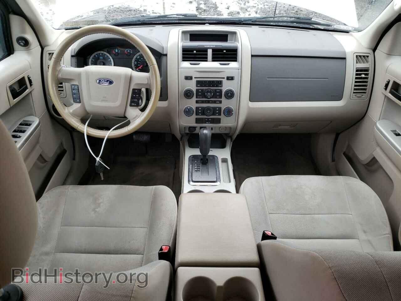 2011 FORD ESCAPE - VIN: 1FMCU0D76BKA03464 - Фото 8