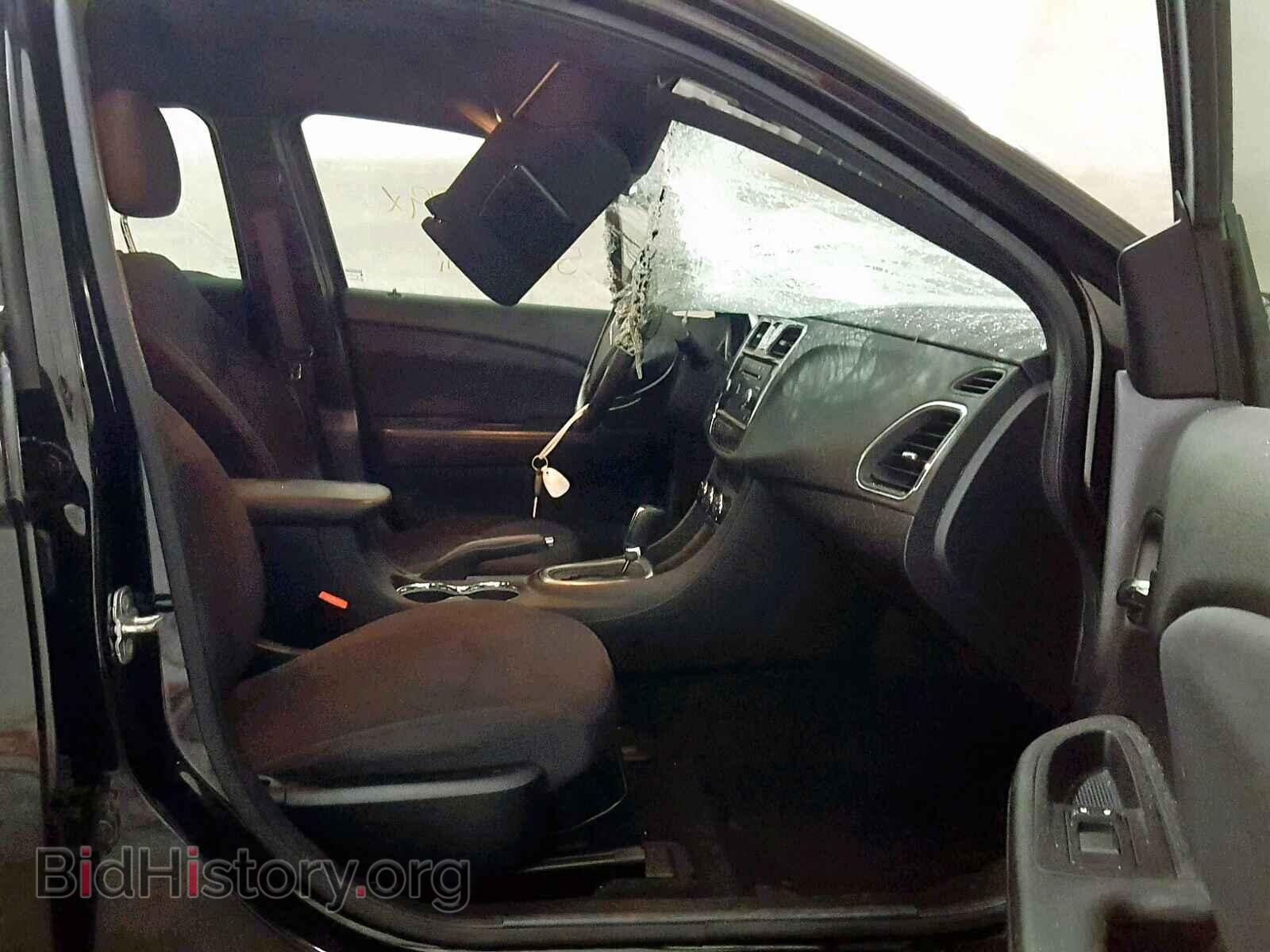 2013 CHRYSLER 200 - VIN: 1C3CCBAB5DN671077 - Photo 5