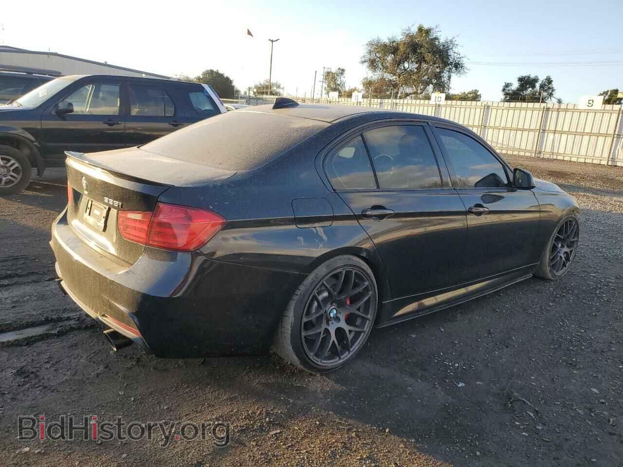 2014 BMW 3 SERIES - VIN: WBA3A9C55EF477935 - Фото 3