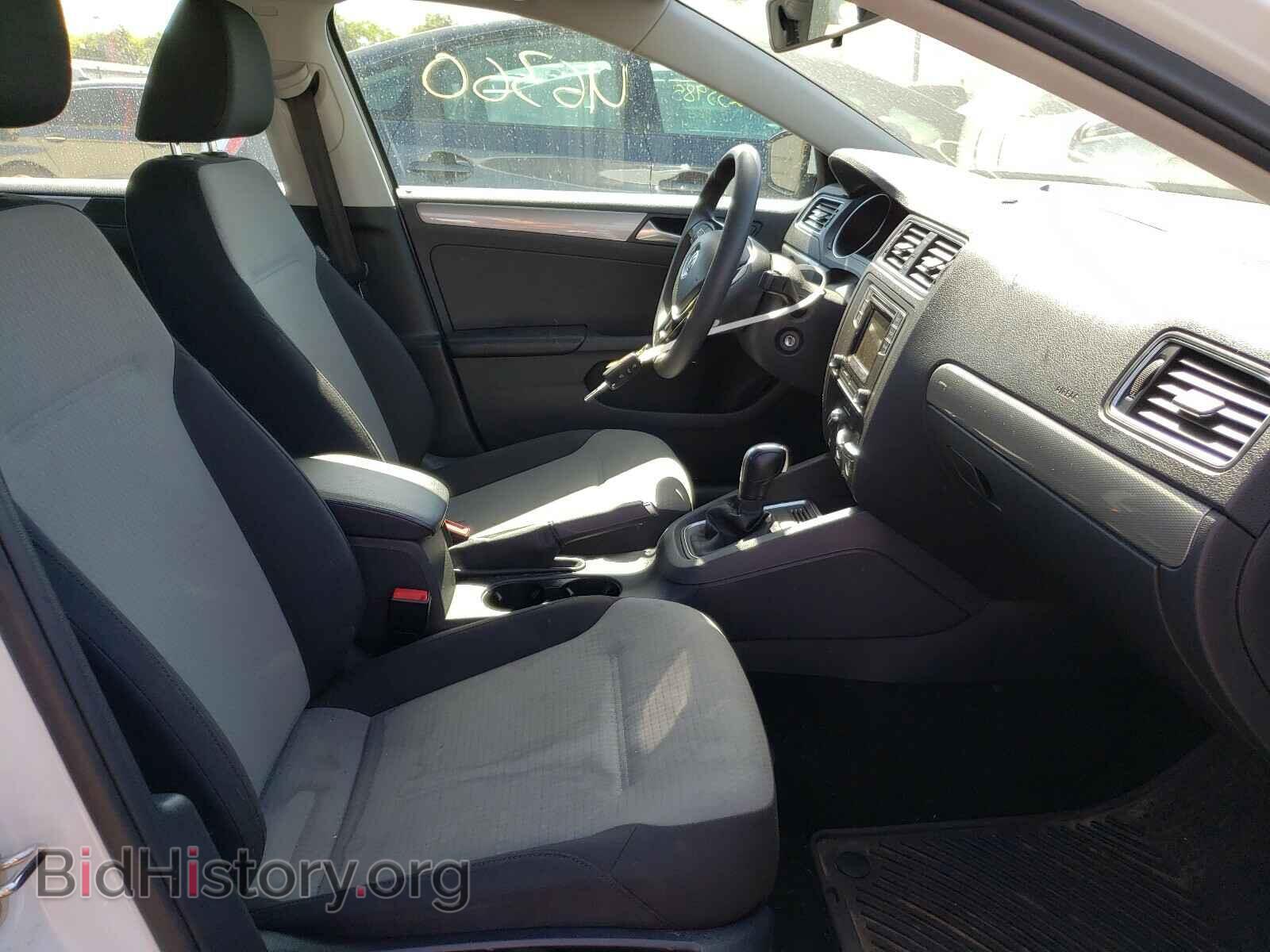 2017 VOLKSWAGEN JETTA - VIN: 3VW2B7AJ2HM399003 - Фото 5