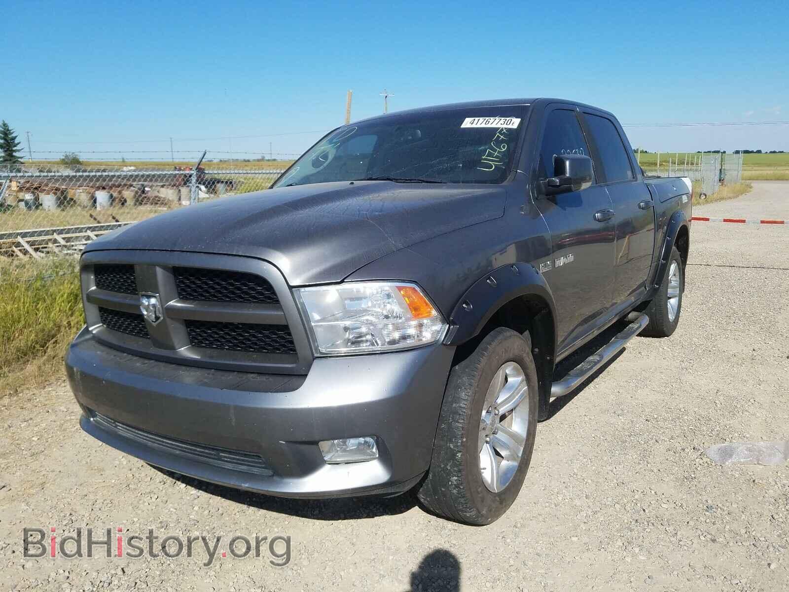 2010 DODGE RAM 1500 - VIN: 1D7RV1CT8AS122900 - Фото 2