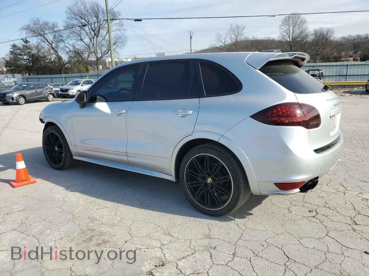 2013 PORSCHE CAYENNE - VIN: WP1AD2A29DLA71477 - Фото 2