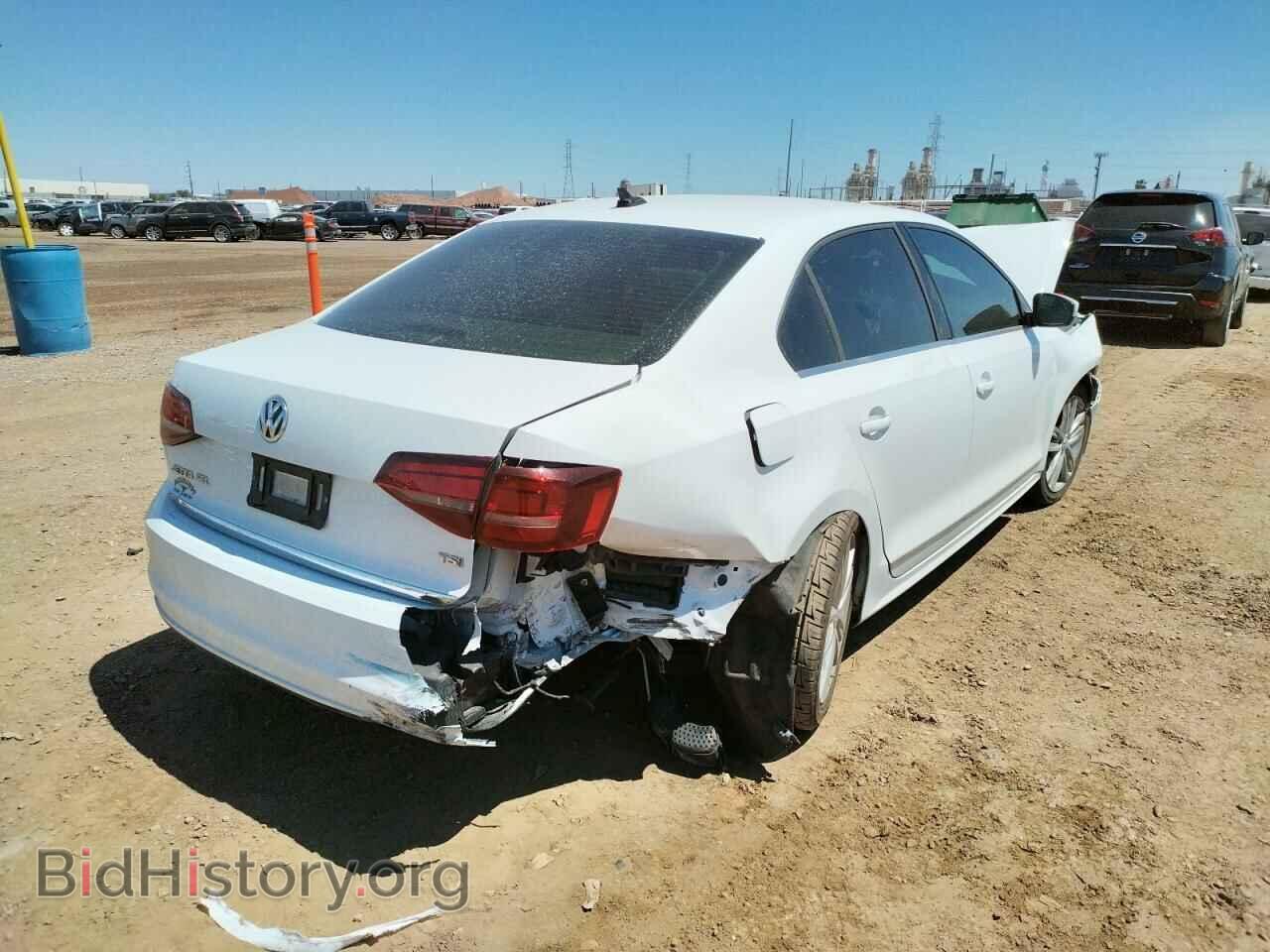 2017 VOLKSWAGEN JETTA - VIN: 3VWL17AJXHM399077 - Фото 4